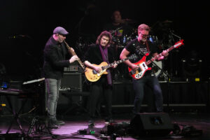 Steve Hackett band-9572